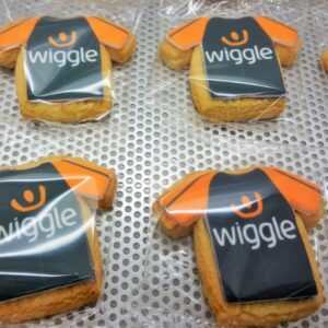 T-Shirt Shaped Branded Biscuit