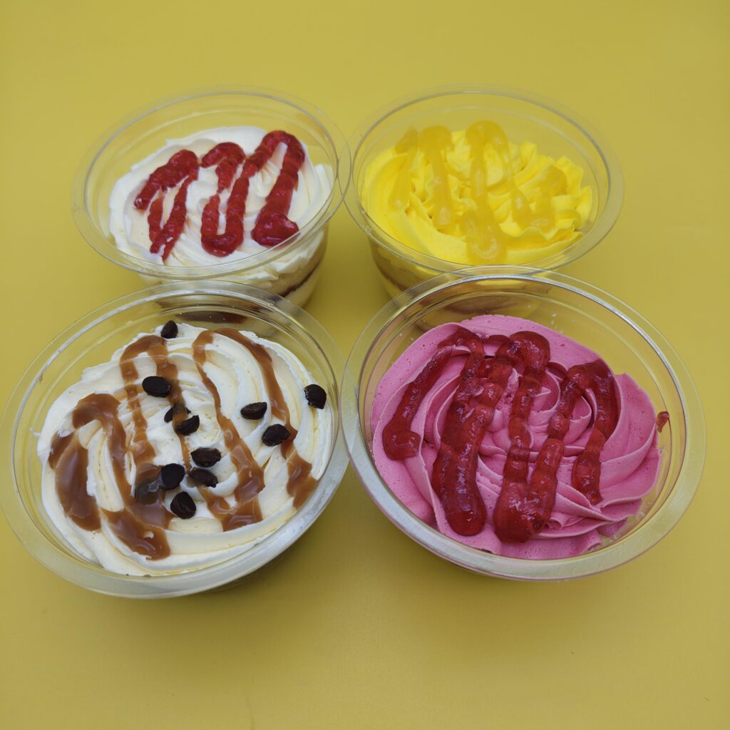 4 Cake Pots - 3